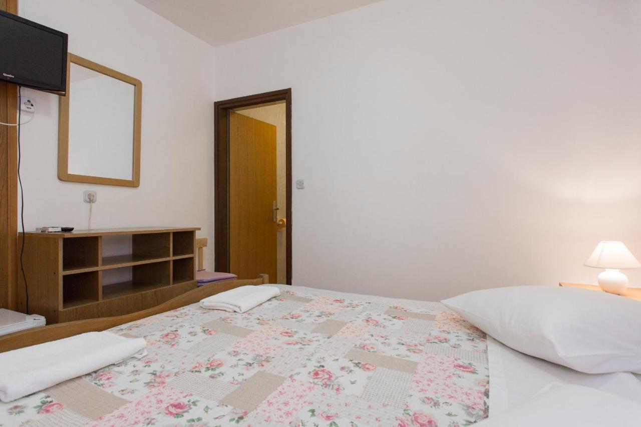 Bed & Breakfast Mario Krk Town Dış mekan fotoğraf